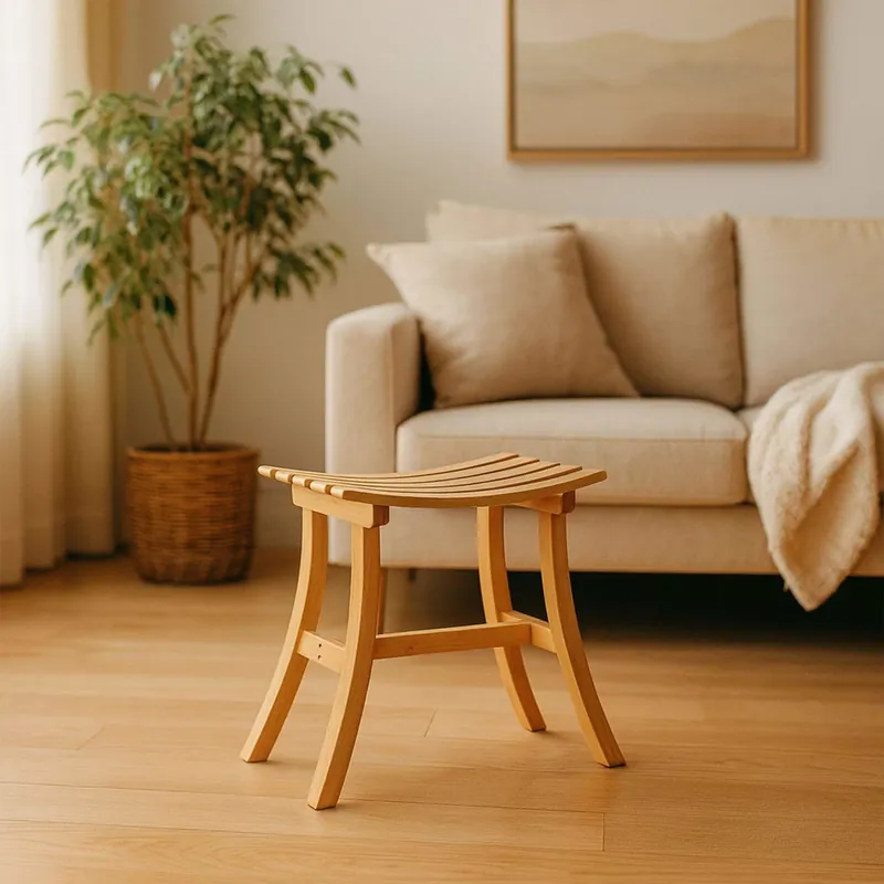 Spara mer - Curved bamboo stool